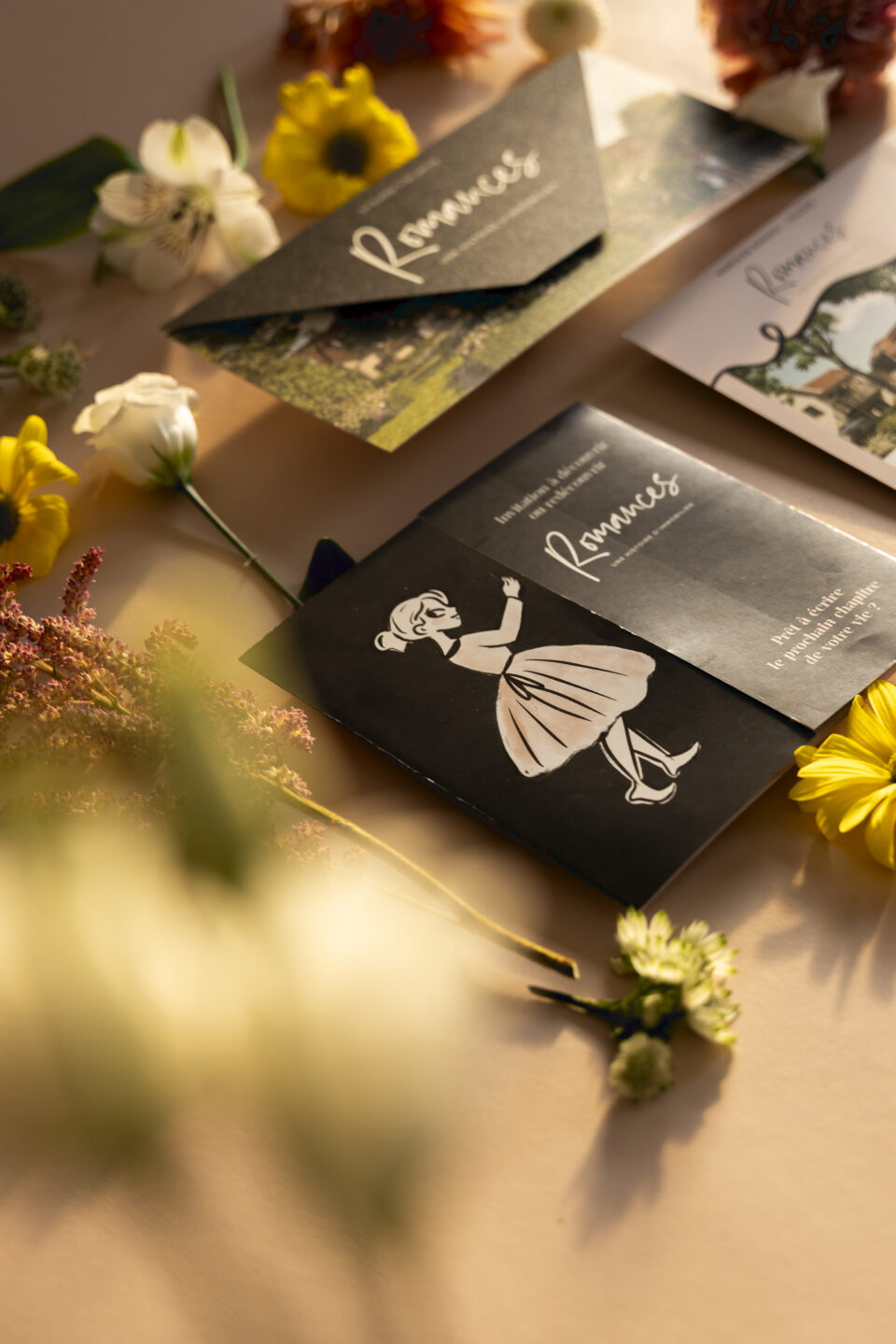 ROMANCES-16