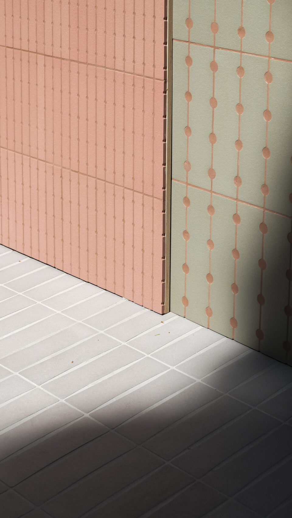 MDW24-145 MUTINA x BOURROULEC