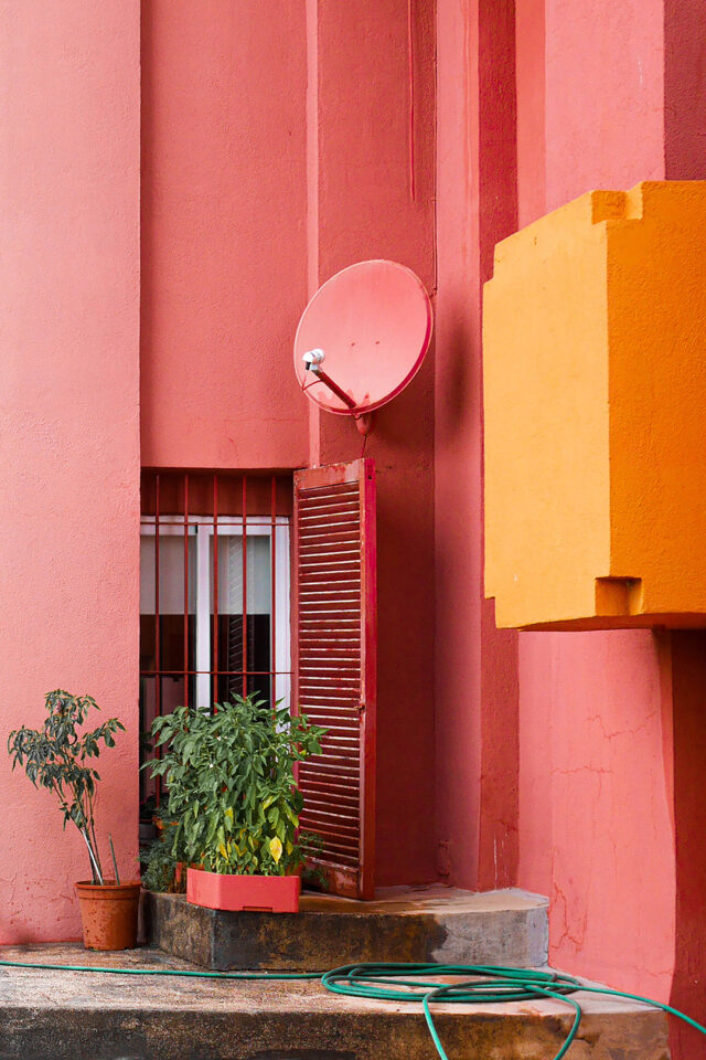 VILLA ROJA-12X18